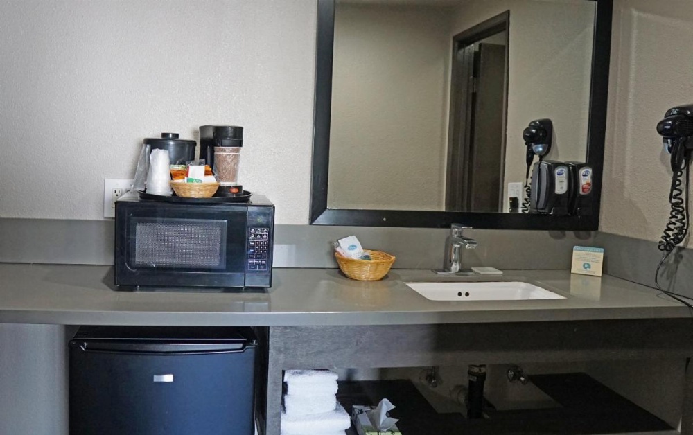Hawthorne Plaza Inn Near LAX Image 12