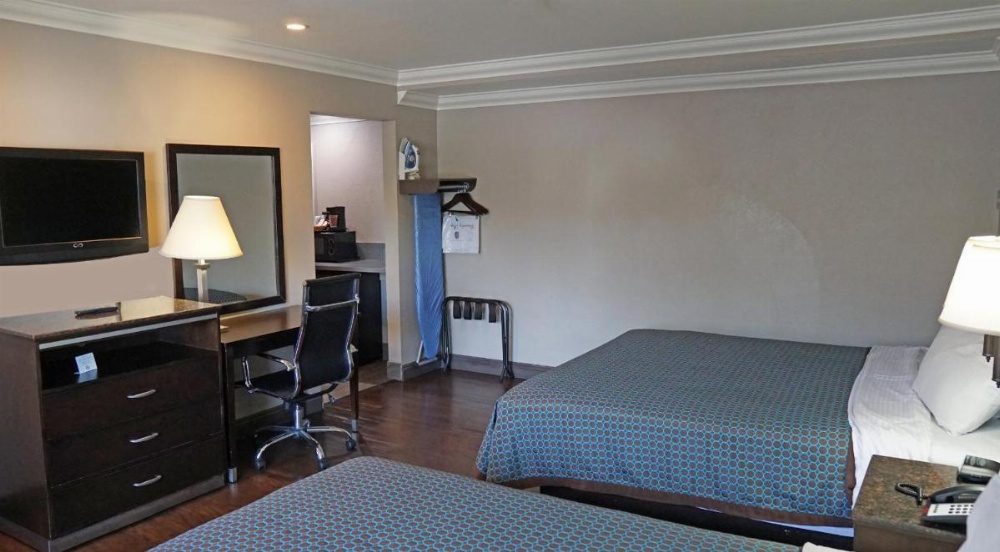 Hawthorne Plaza Inn Near LAX Image 16